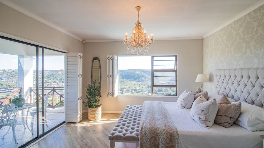 5 Bedroom Property for Sale in Beacon Bay Eastern Cape